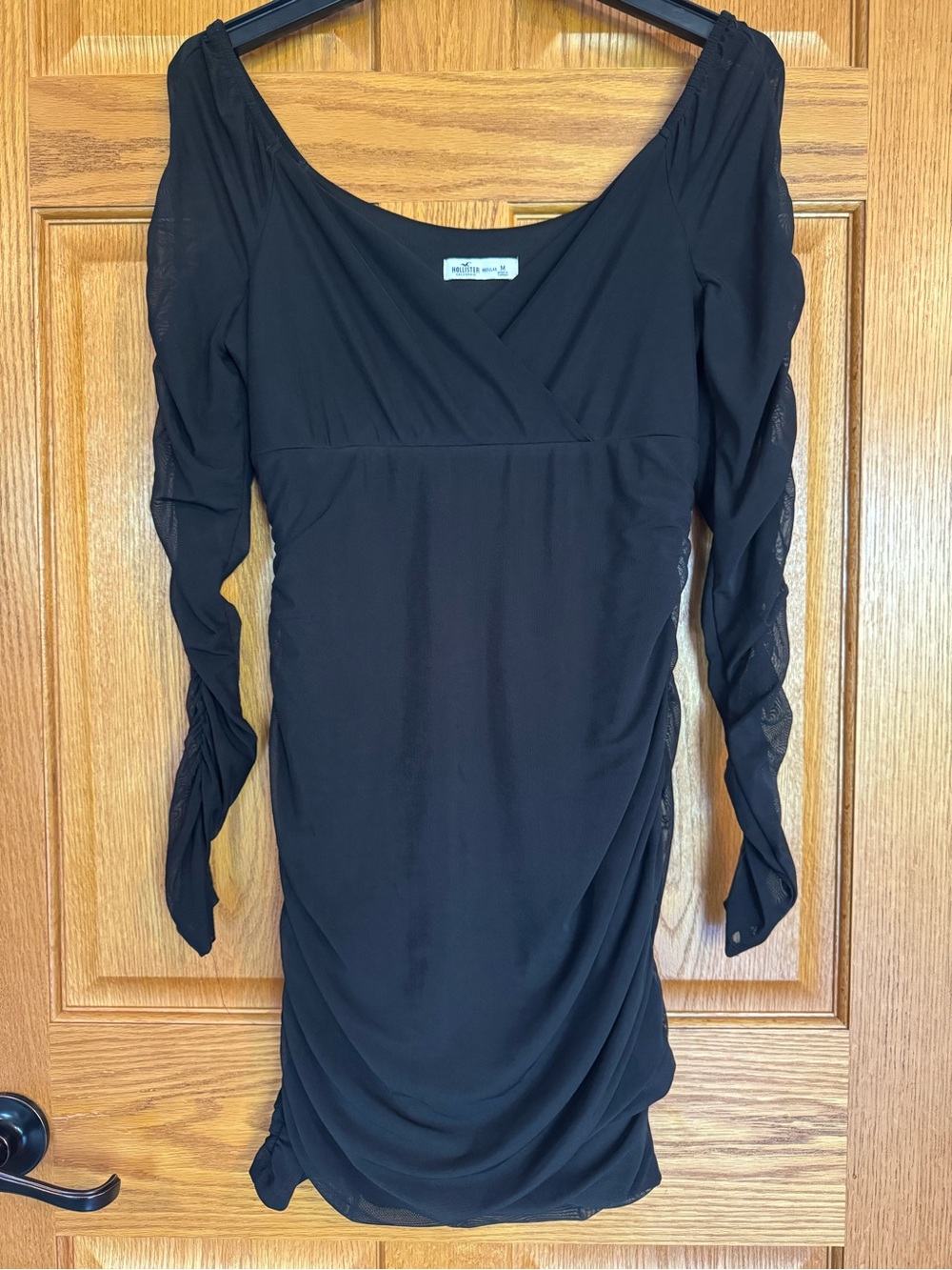 Hollister Black Ruched Mesh Sleeve Bodycon Mini Dress Size Medium